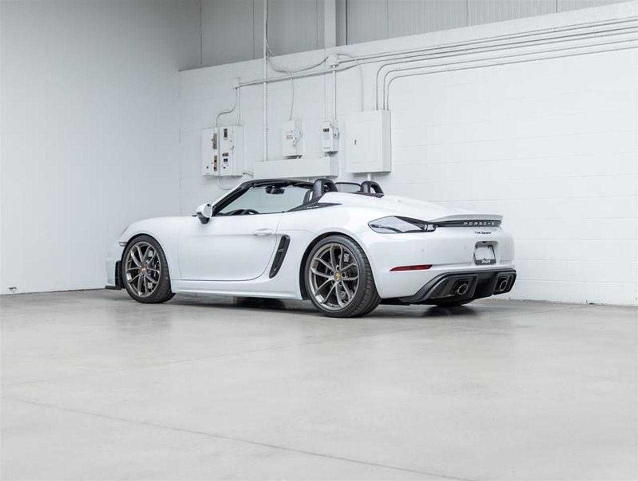 2022 Porsche 718 Spyder  Photo