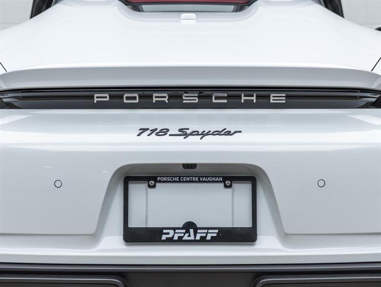 2022 Porsche 718 Spyder  Photo