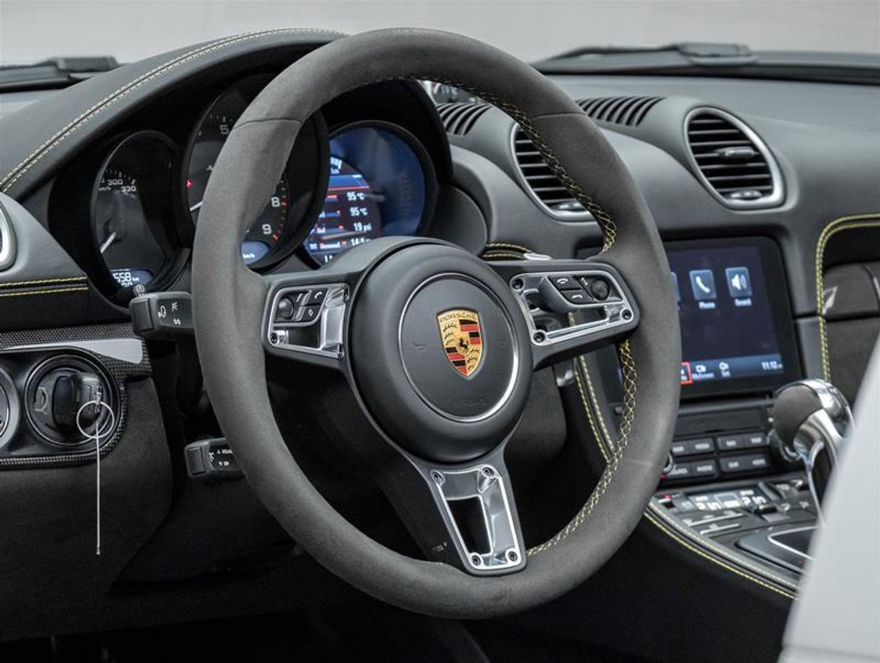2022 Porsche 718 Spyder  Photo