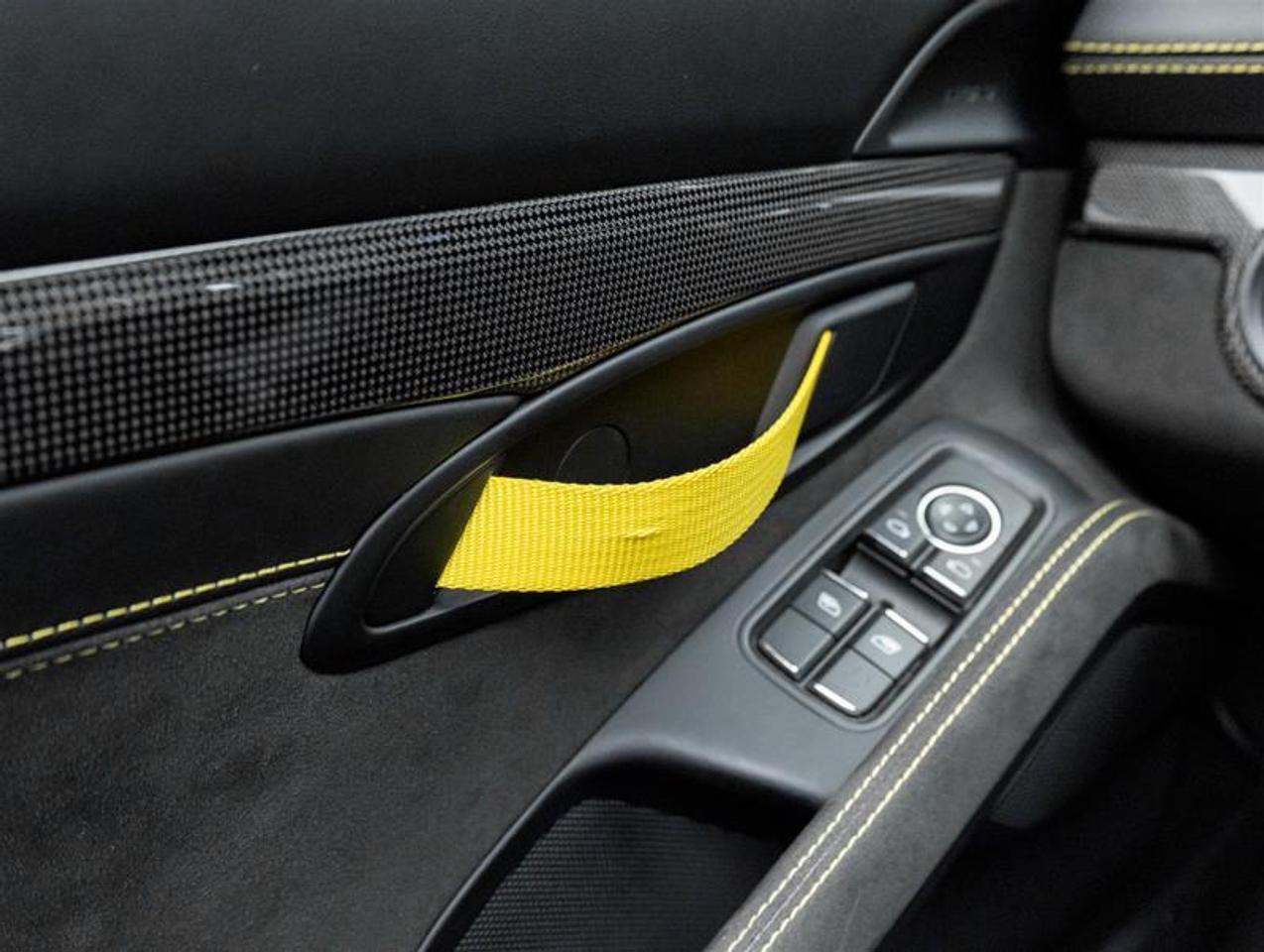 2022 Porsche 718 Spyder  Photo