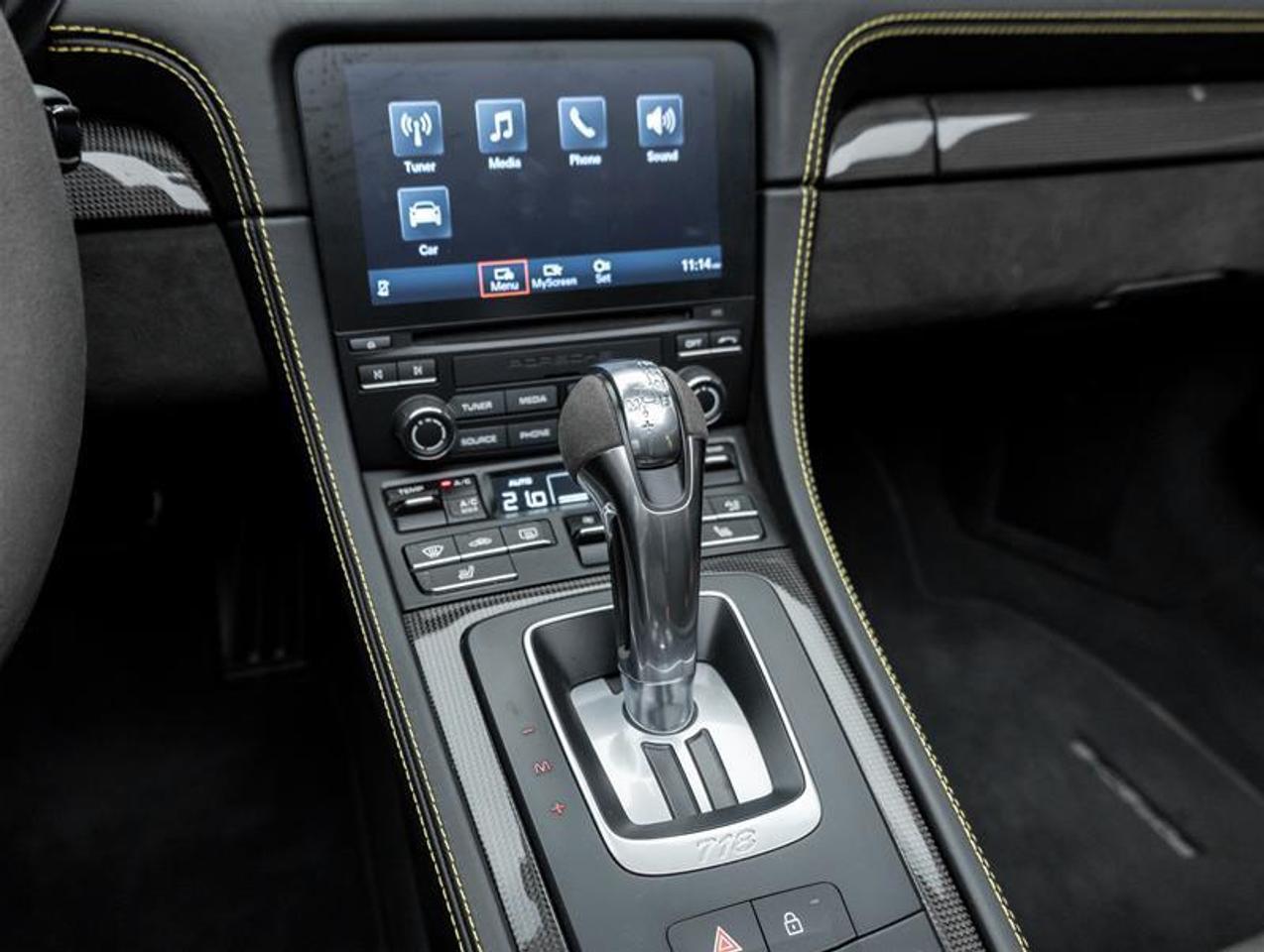 2022 Porsche 718 Spyder  Photo