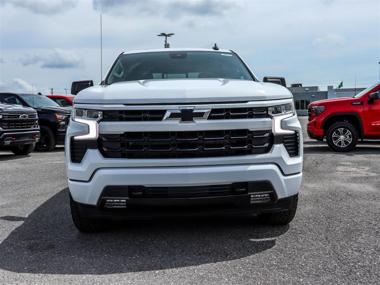 2026 Chevrolet Silverado 1500 Crew Cab Short Box 4-Wheel Drive RST Photo1