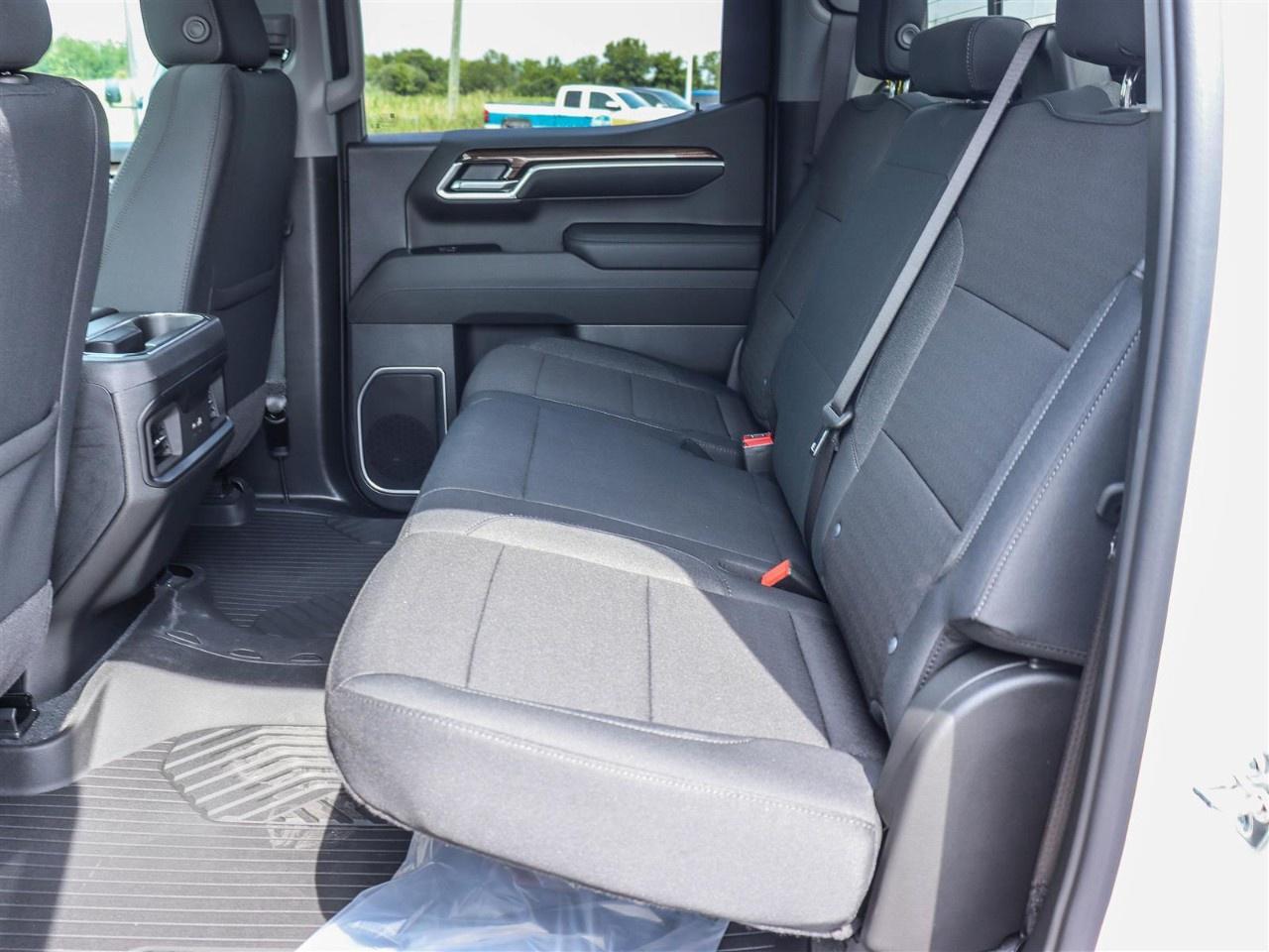 2026 Chevrolet Silverado 1500 Crew Cab Short Box 4-Wheel Drive RST Photo