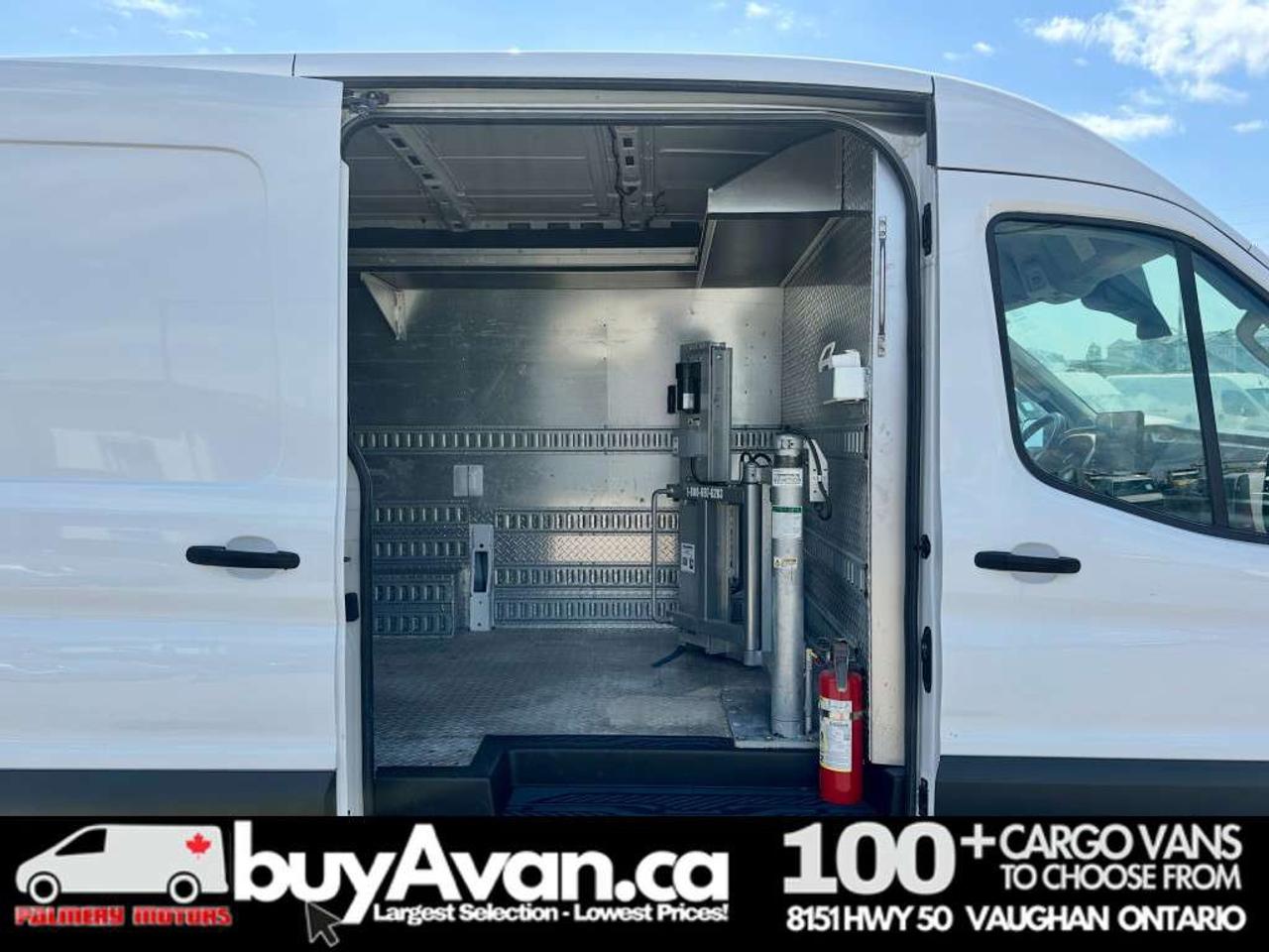 2023 Ford Transit Transit T-250 XLT 148WB Mid Roof AWD + Divider *NO EXTRA FEES* Photo
