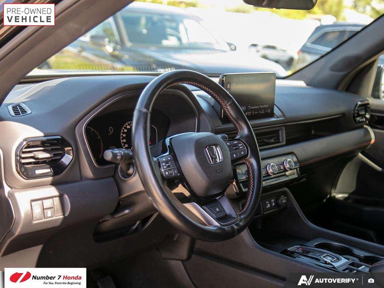 2025 Honda Pilot TrailSport *EXTENDED POWERTRAIN WARRANTY*NO REPORTED ACCIDENTS*ONE OWNER Photo