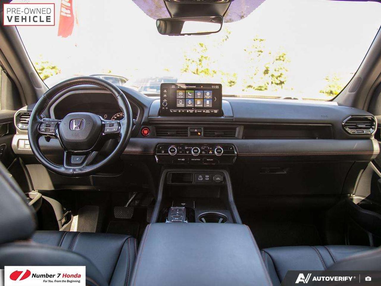 2025 Honda Pilot TrailSport *EXTENDED POWERTRAIN WARRANTY*NO REPORTED ACCIDENTS*ONE OWNER Photo