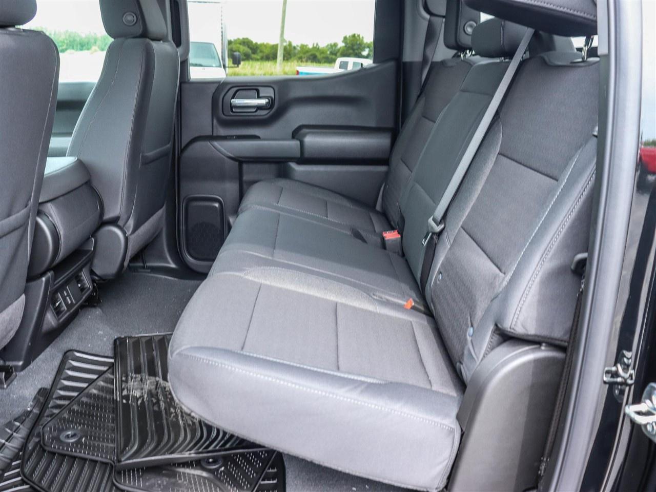 2026 Chevrolet Silverado 1500 Crew Cab Standard Box 4-Wheel Drive Custom Trail Boss Photo