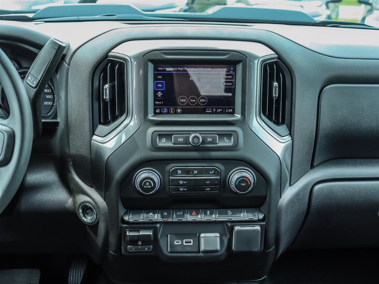 2026 Chevrolet Silverado 1500 Crew Cab Standard Box 4-Wheel Drive Custom Trail Boss Photo
