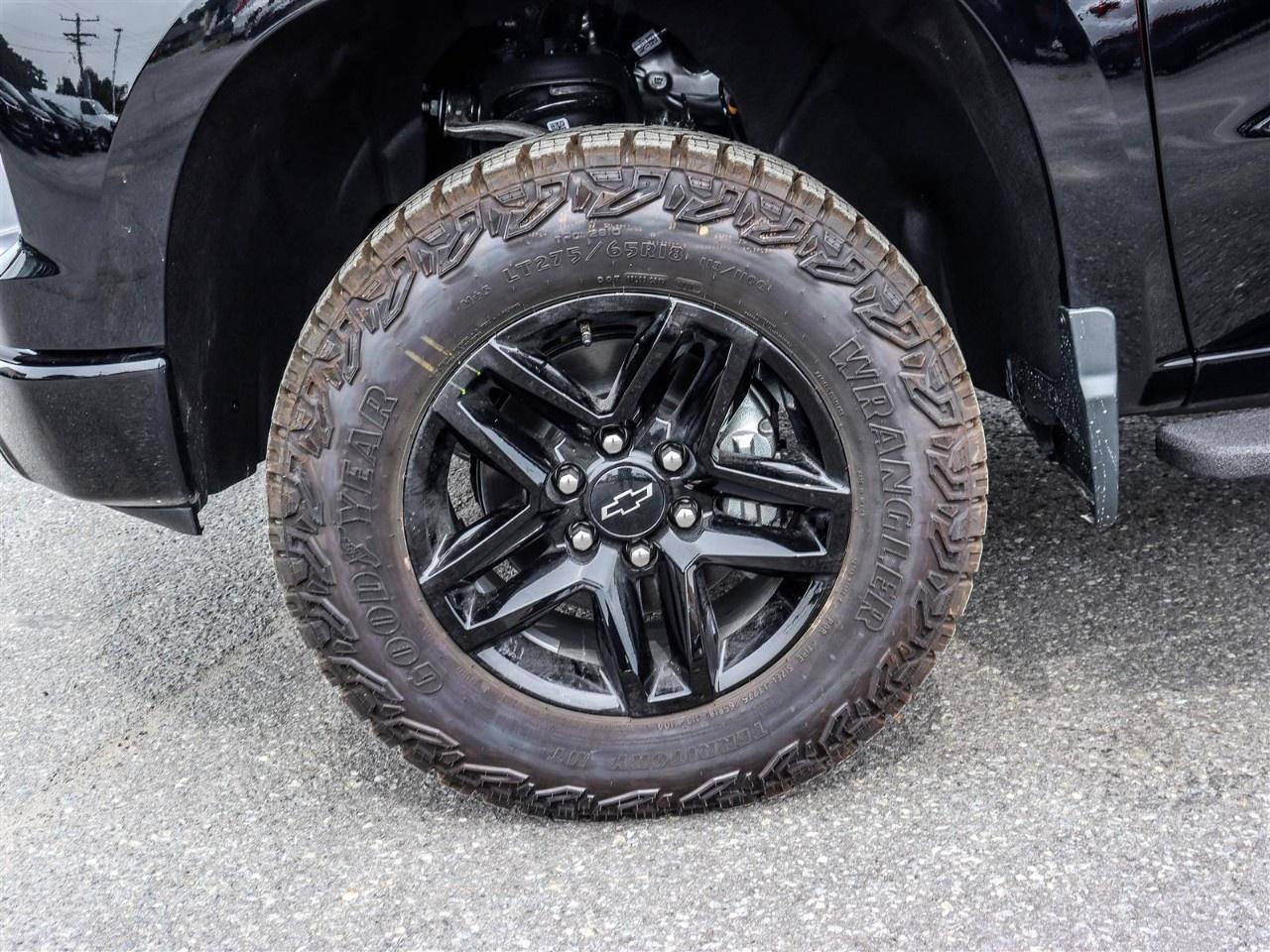 2026 Chevrolet Silverado 1500 Crew Cab Standard Box 4-Wheel Drive Custom Trail Boss Photo