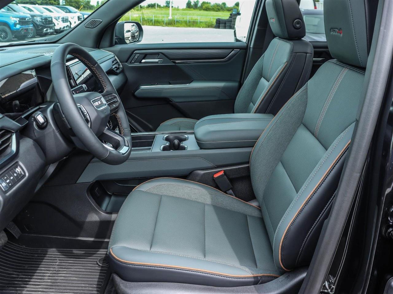 2026 GMC Acadia AWD AT4 Photo