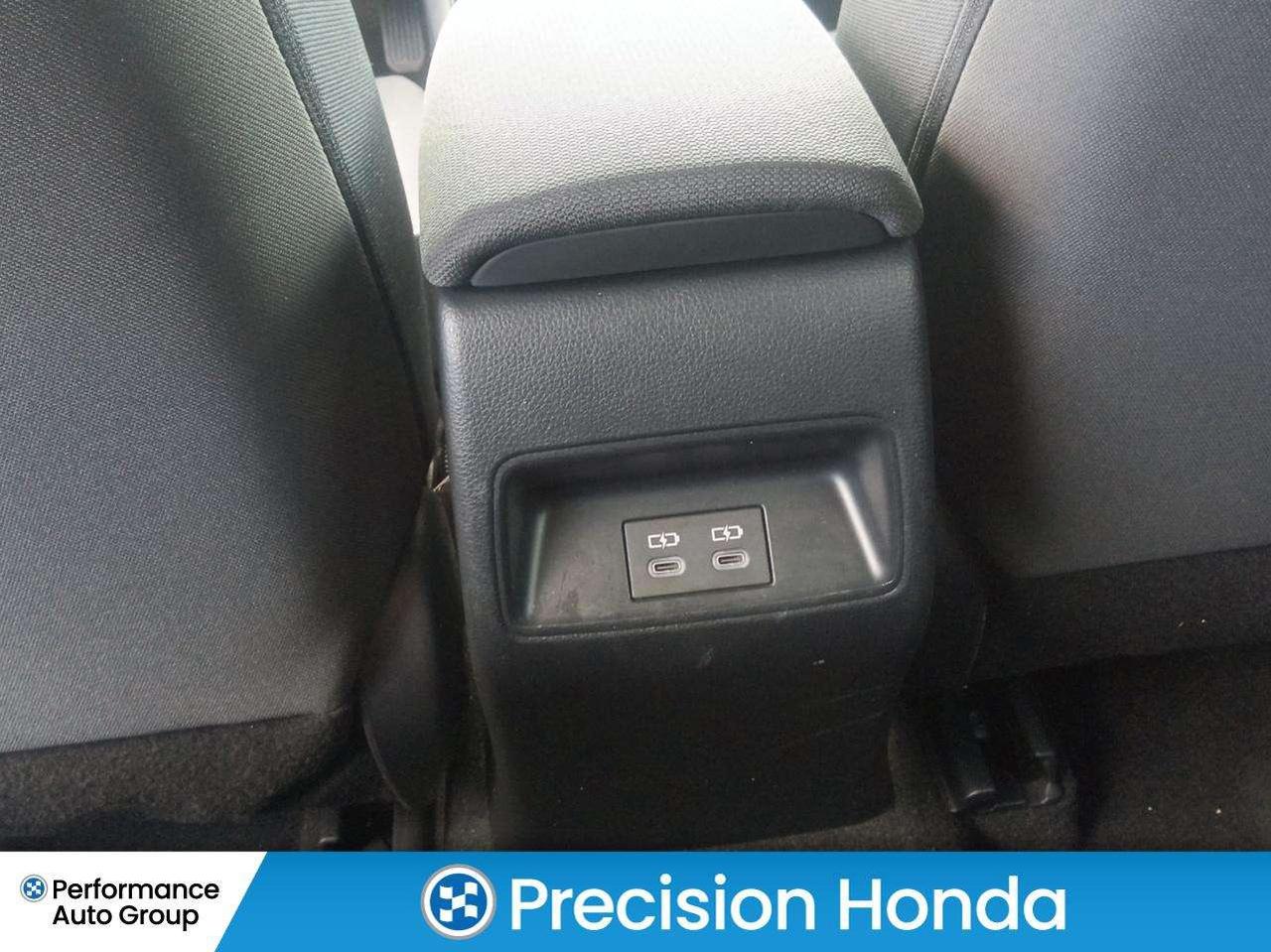 2024 Toyota Corolla LE  Sunroof  CarPlay   Alloy wheels  Heated Seats Photo