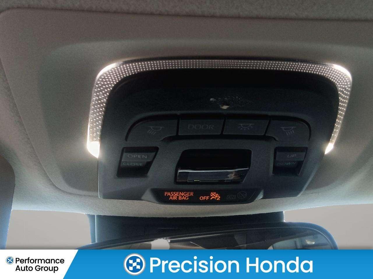 2024 Toyota Corolla LE  Sunroof  CarPlay   Alloy wheels  Heated Seats Photo