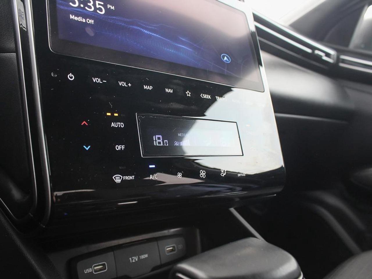2024 Hyundai Santa Cruz  Photo