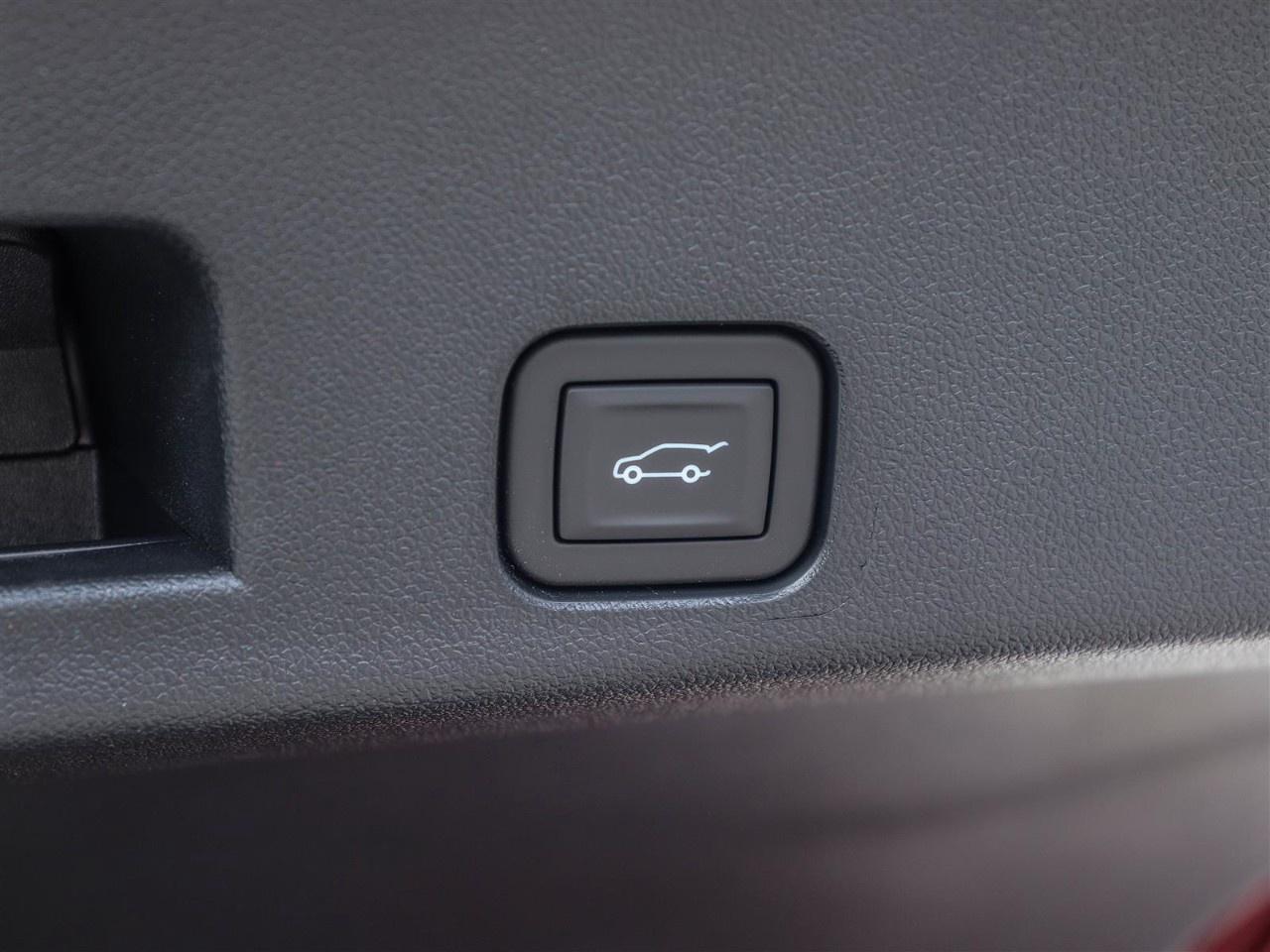 2026 Chevrolet Traverse AWD 4dr Z71 Photo