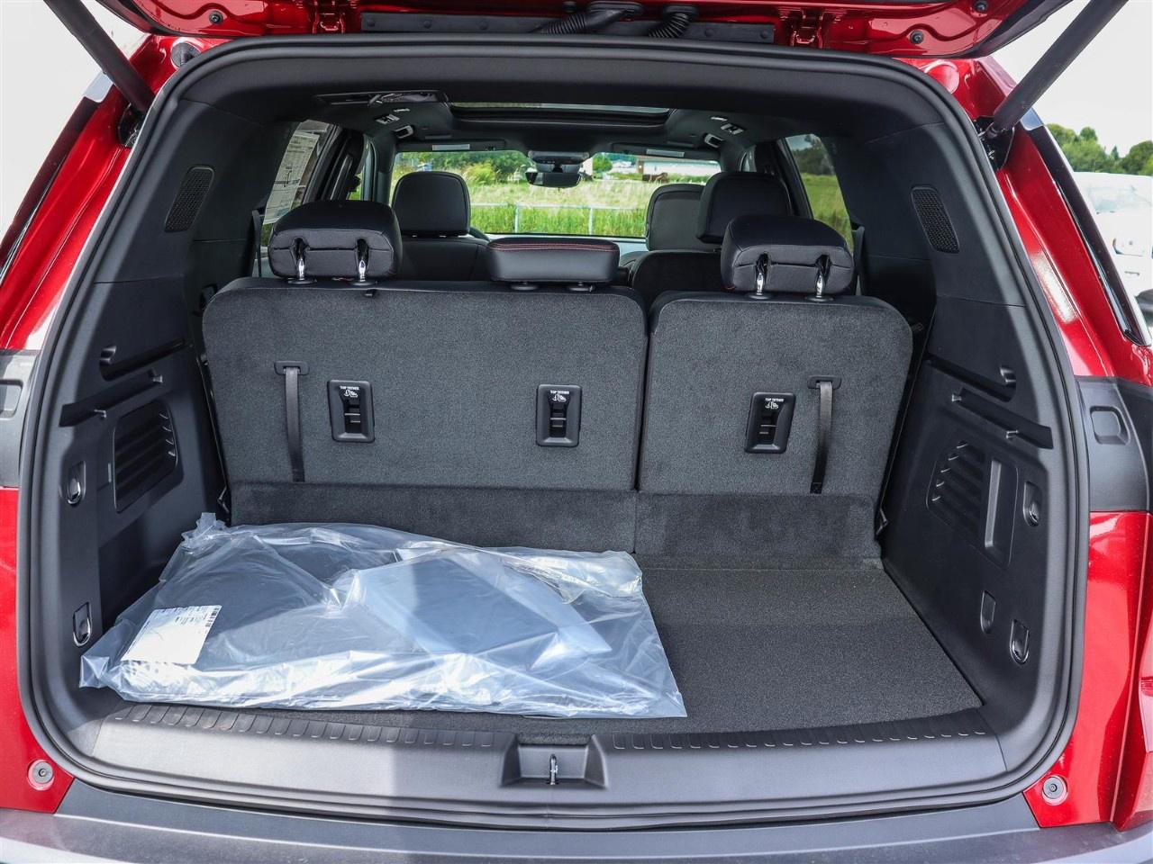 2026 Chevrolet Traverse AWD 4dr Z71 Photo