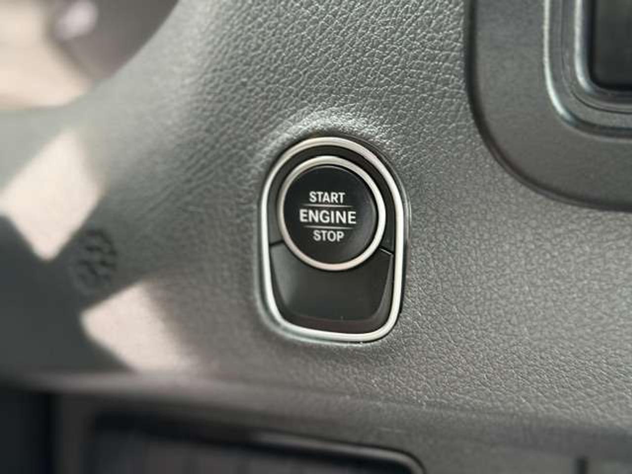 2023 Mercedes-Benz Sprinter GAS 2500 170LongWheelBase Warranty Certified LowKM Photo