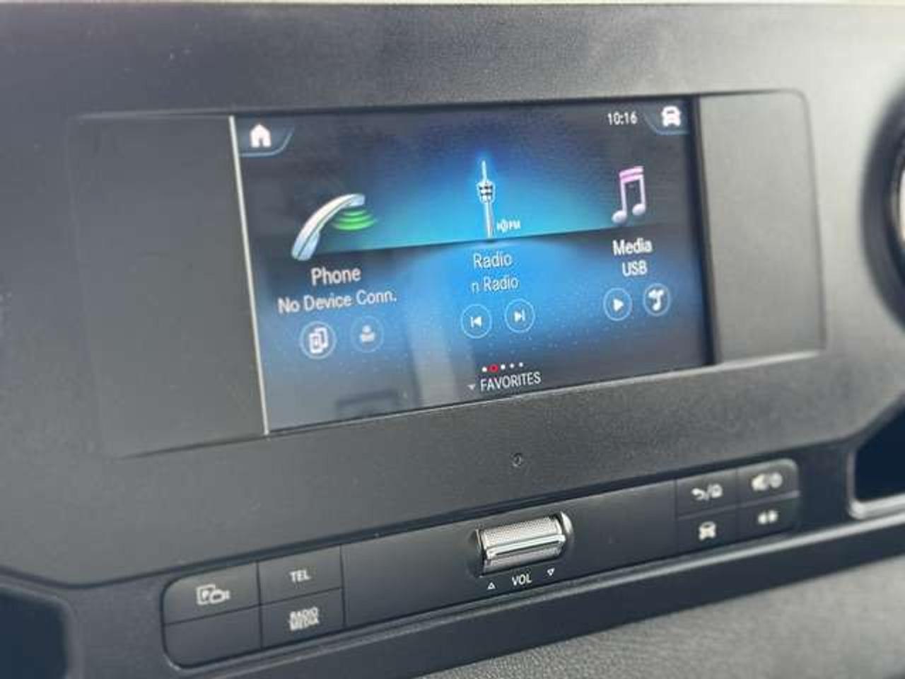 2023 Mercedes-Benz Sprinter GAS 2500 170LongWheelBase Warranty Certified LowKM Photo