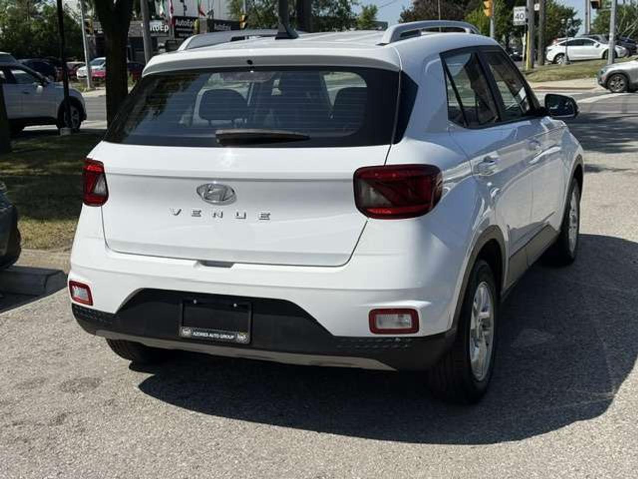 2020 Hyundai Venue Loaded CleanCarfax Carplay BlindSpotAsst Certified Photo