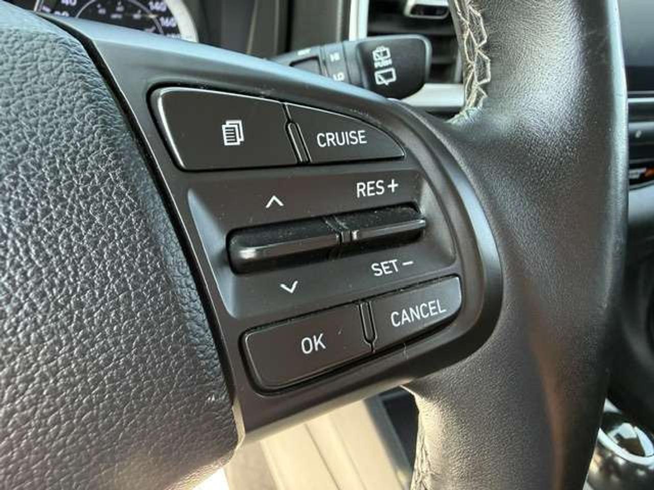 2020 Hyundai Venue Loaded CleanCarfax Carplay BlindSpotAsst Certified Photo