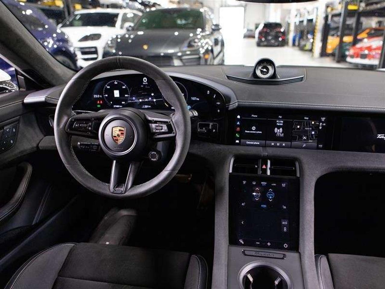2024 Porsche Taycan GTS Sport Turismo AWD Photo