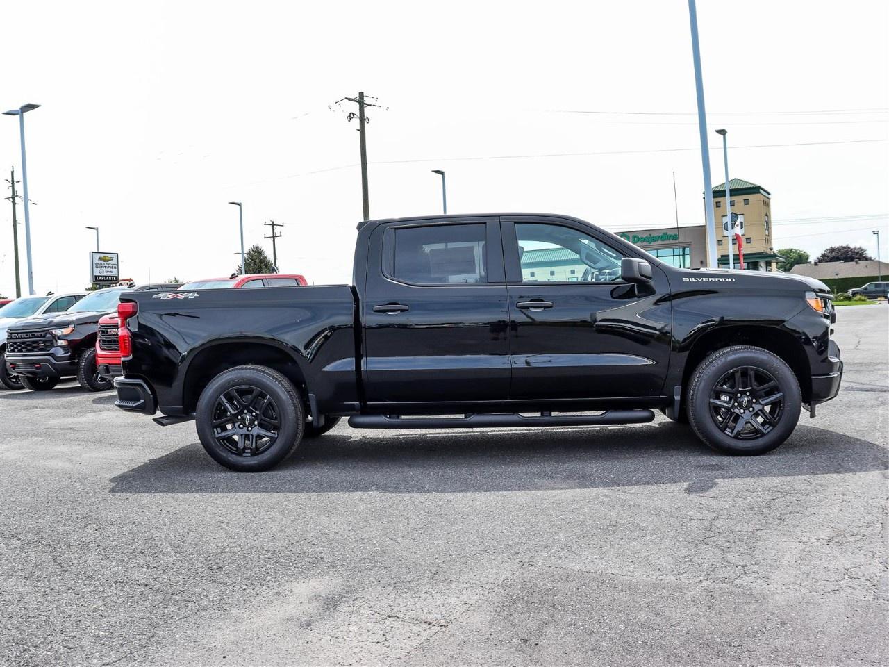 2026 Chevrolet Silverado 1500 Crew Cab Short Box 4-Wheel Drive Custom Photo4