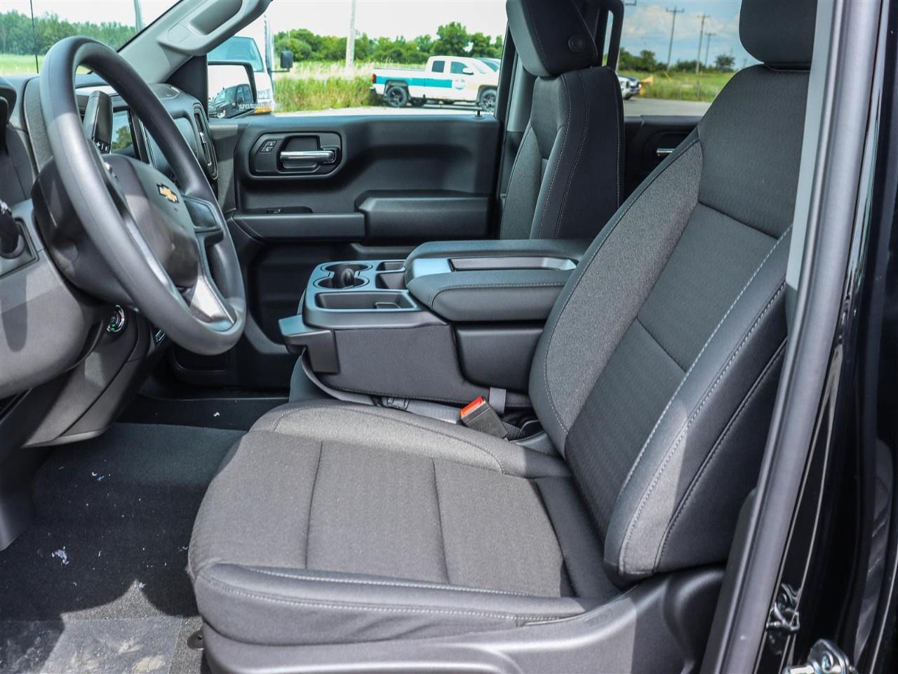 2026 Chevrolet Silverado 1500 Crew Cab Short Box 4-Wheel Drive Custom Photo