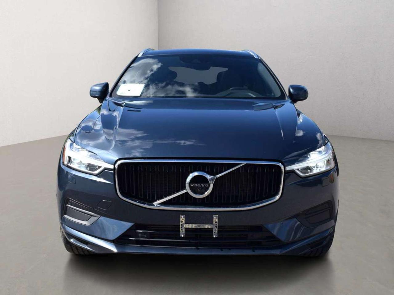 2019 Volvo XC60 Momentum AWD Navi Panoramic Sunroof Photo