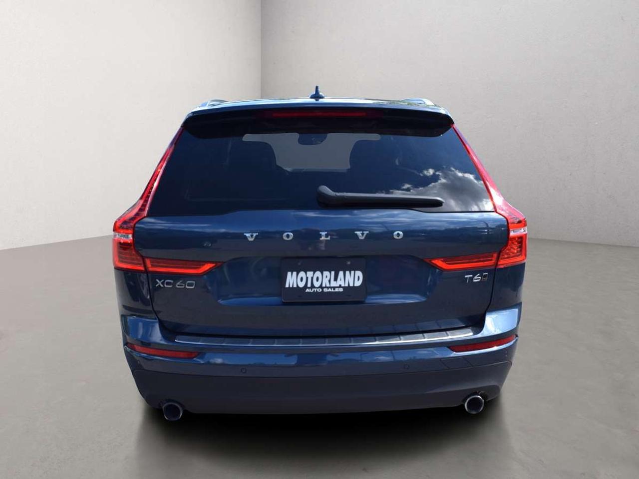 2019 Volvo XC60 Momentum AWD Navi Panoramic Sunroof Photo