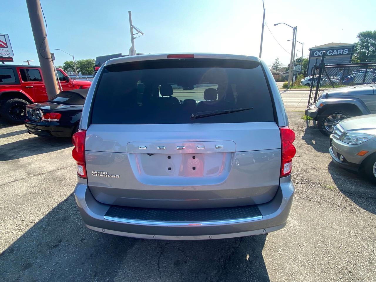 2019 Dodge Grand Caravan 35th Anniversary Photo
