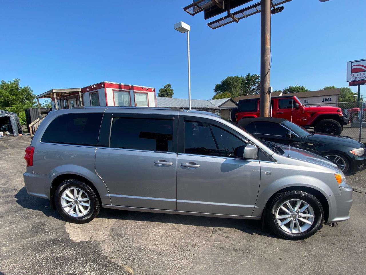 2019 Dodge Grand Caravan 35th Anniversary Photo5