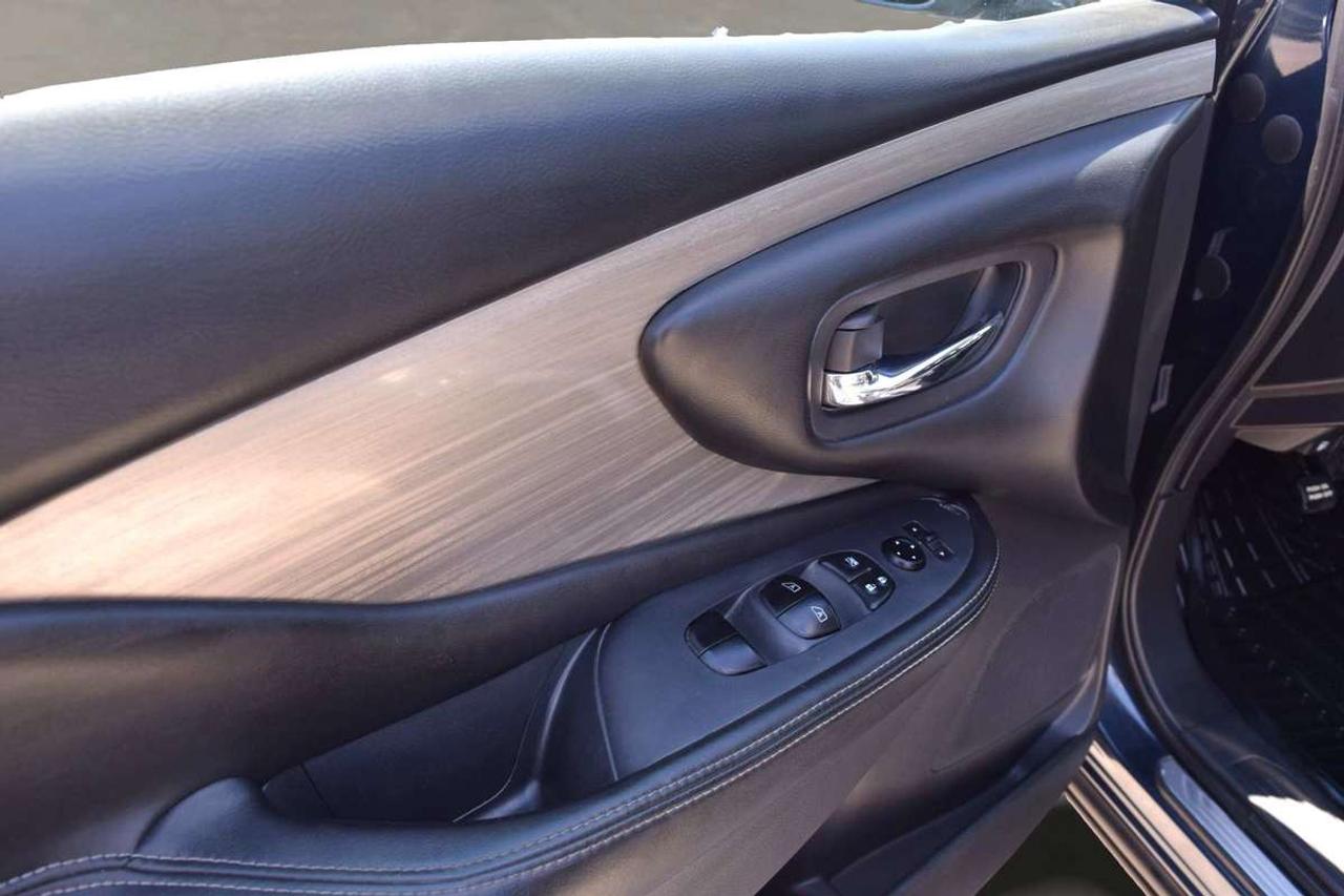2018 Nissan Murano SV AWD PANORAMIC SUNROOF NAVIGATION Photo