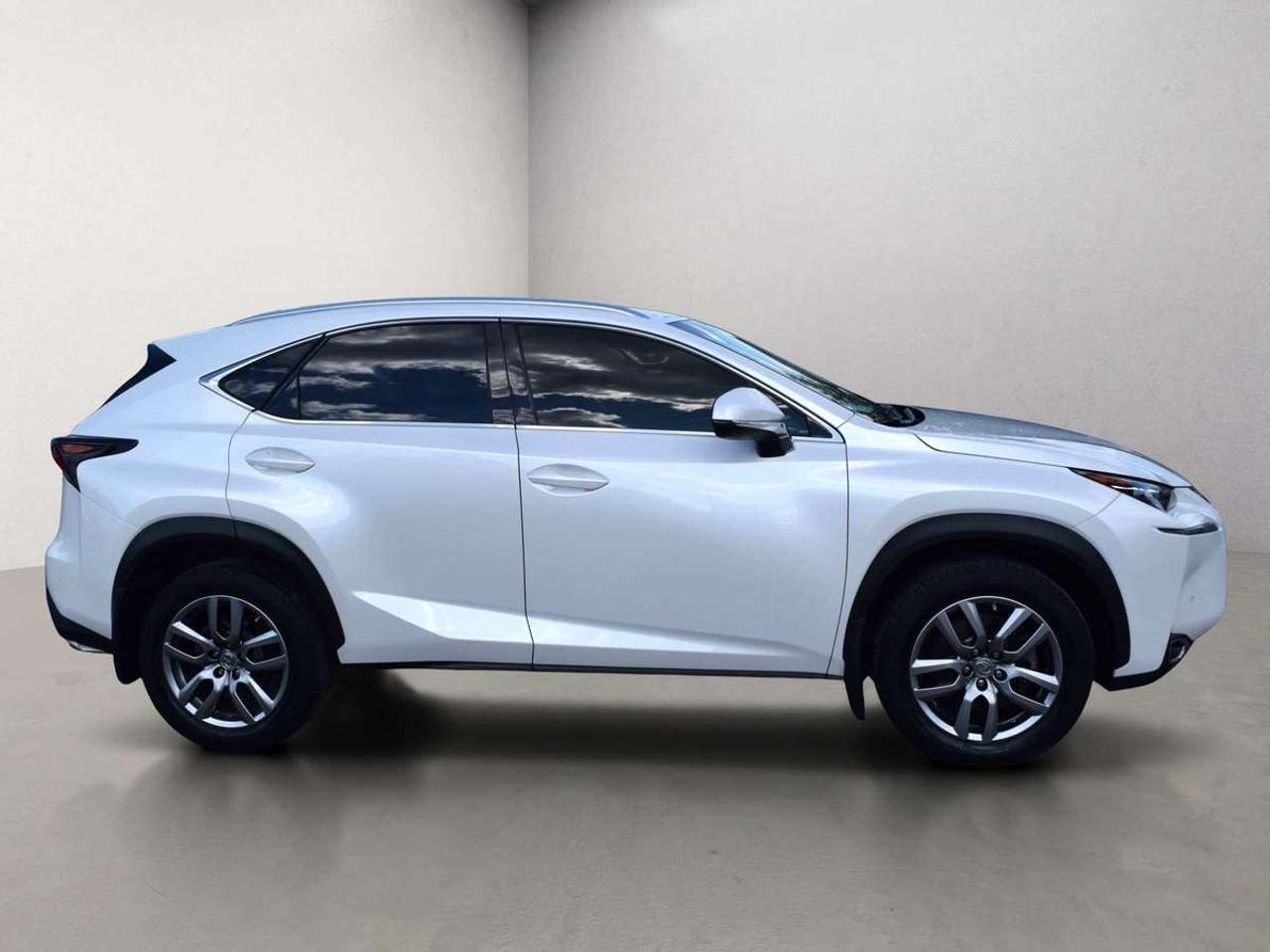 2017 Lexus NX 200T AWD Navi Sunroof Blind Spot Photo