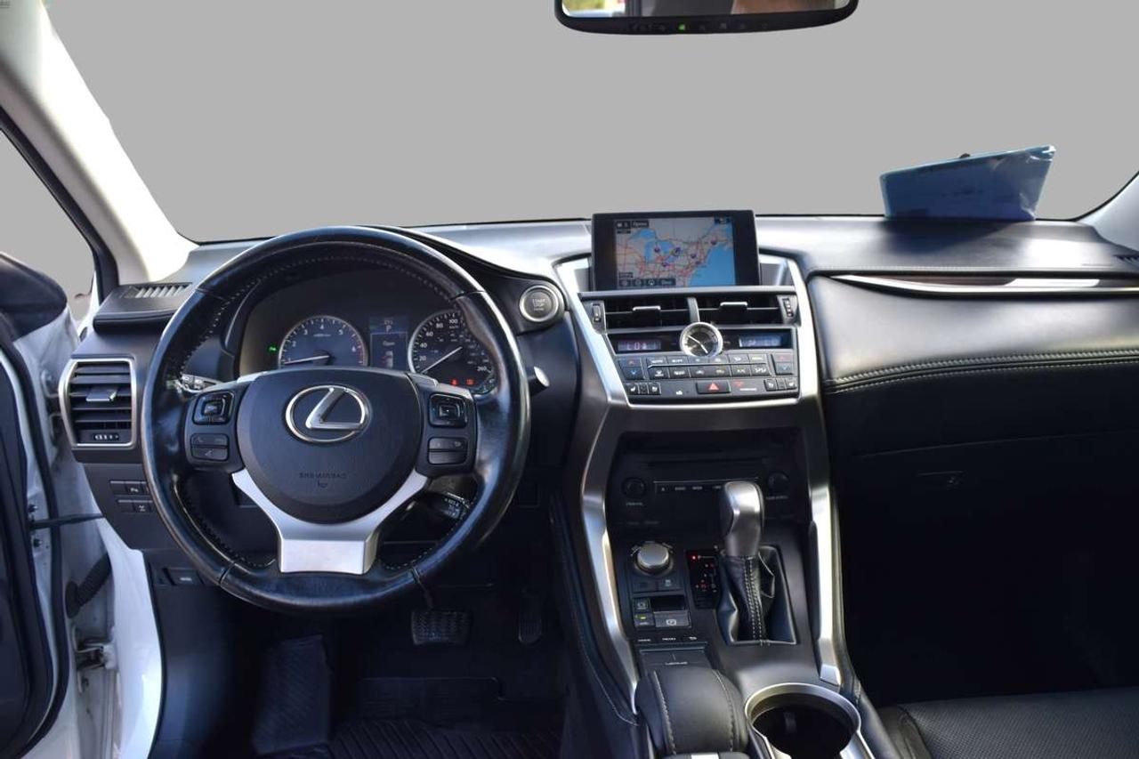 2017 Lexus NX 200T AWD Navi Sunroof Blind Spot Photo