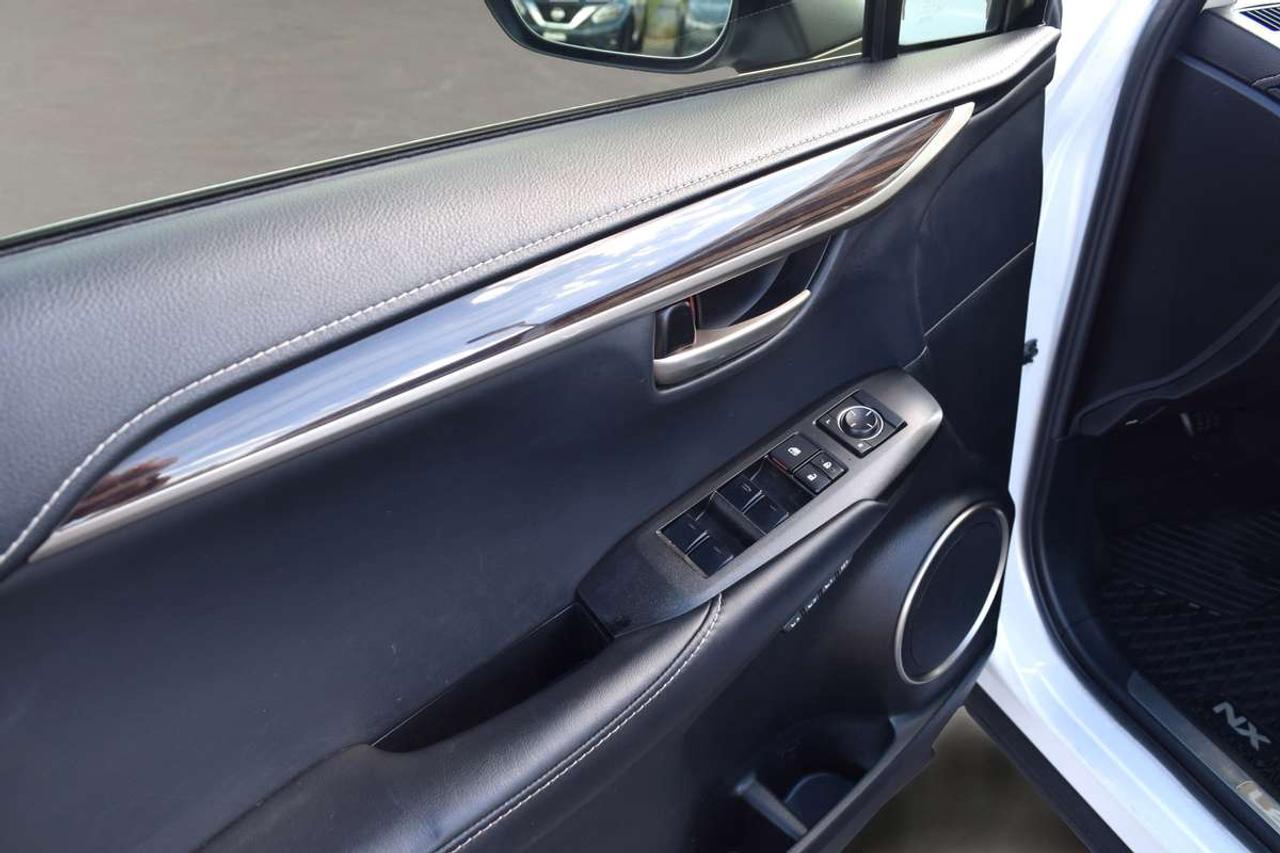 2017 Lexus NX 200T AWD Navi Sunroof Blind Spot Photo