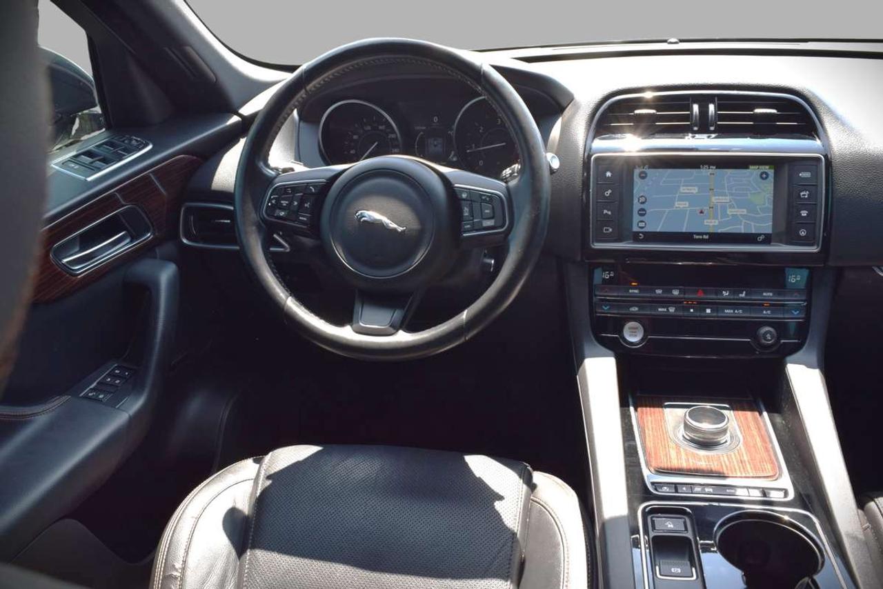 2017 Jaguar F-PACE 20d Prestige Panoramic Sunroof Navi Photo