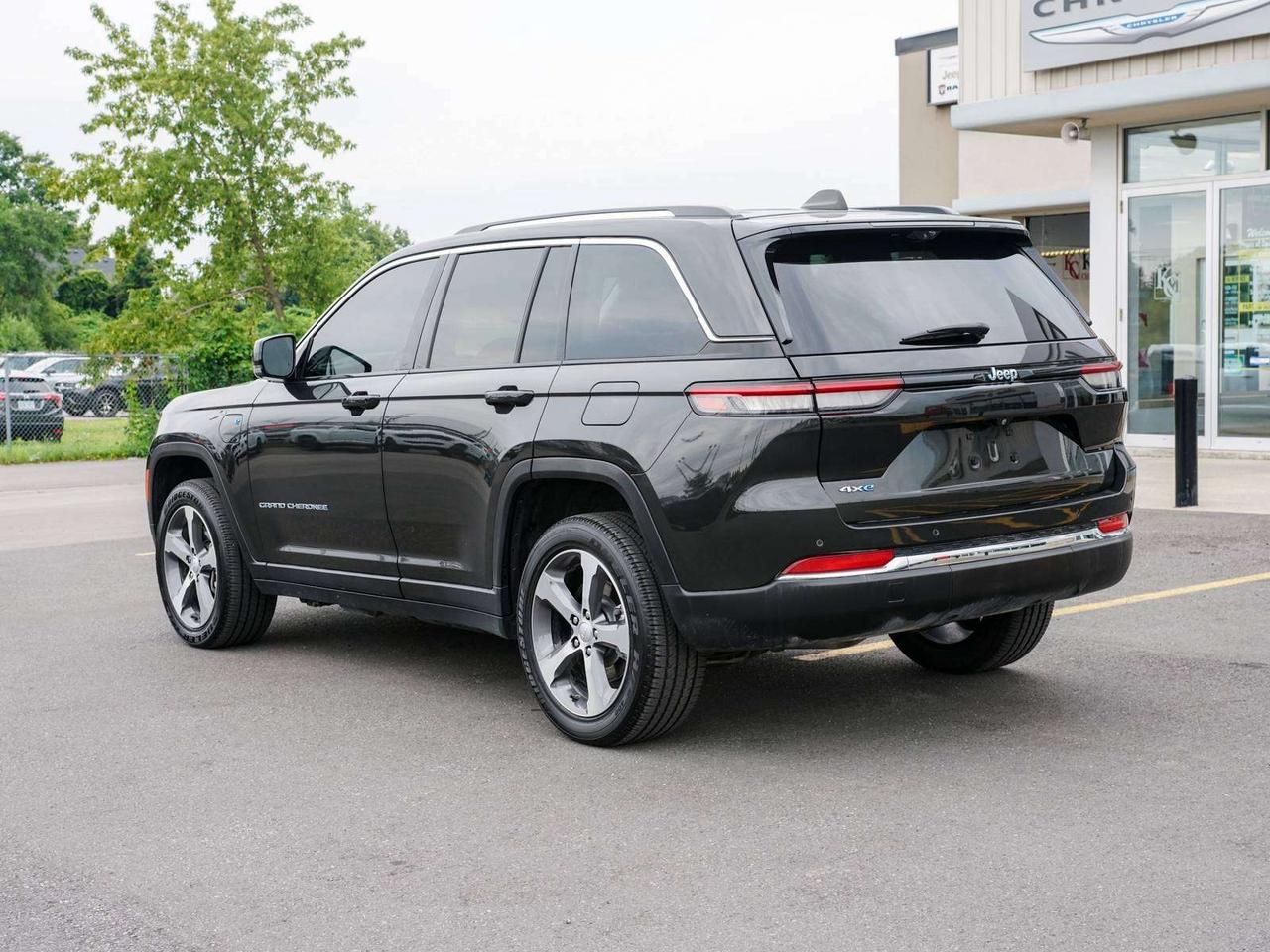 2023 Jeep Grand Cherokee 4xe Photo