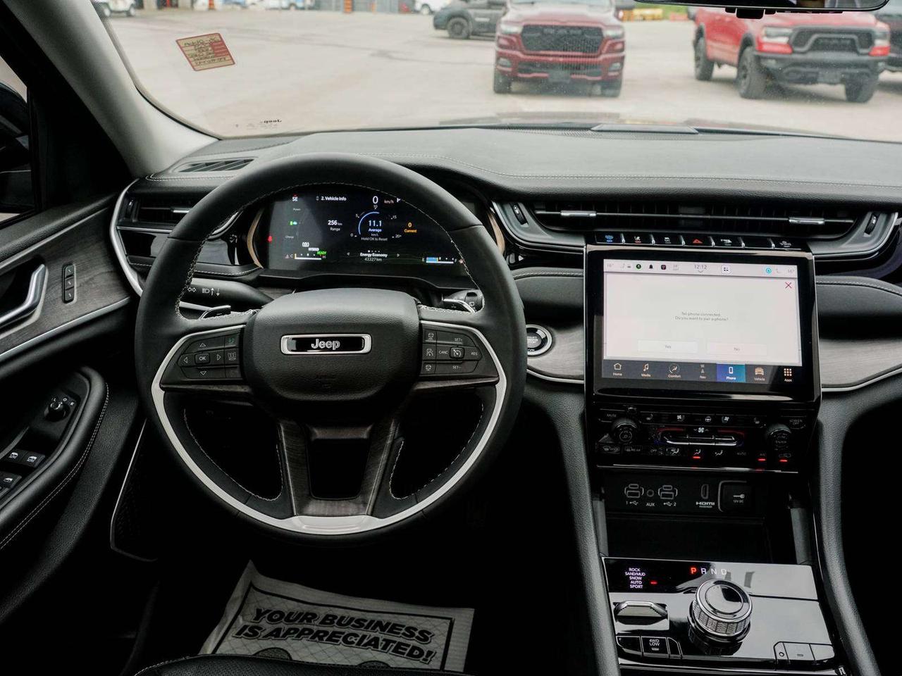 2023 Jeep Grand Cherokee 4xe Photo