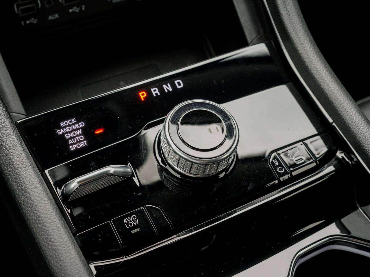 2023 Jeep Grand Cherokee 4xe Photo