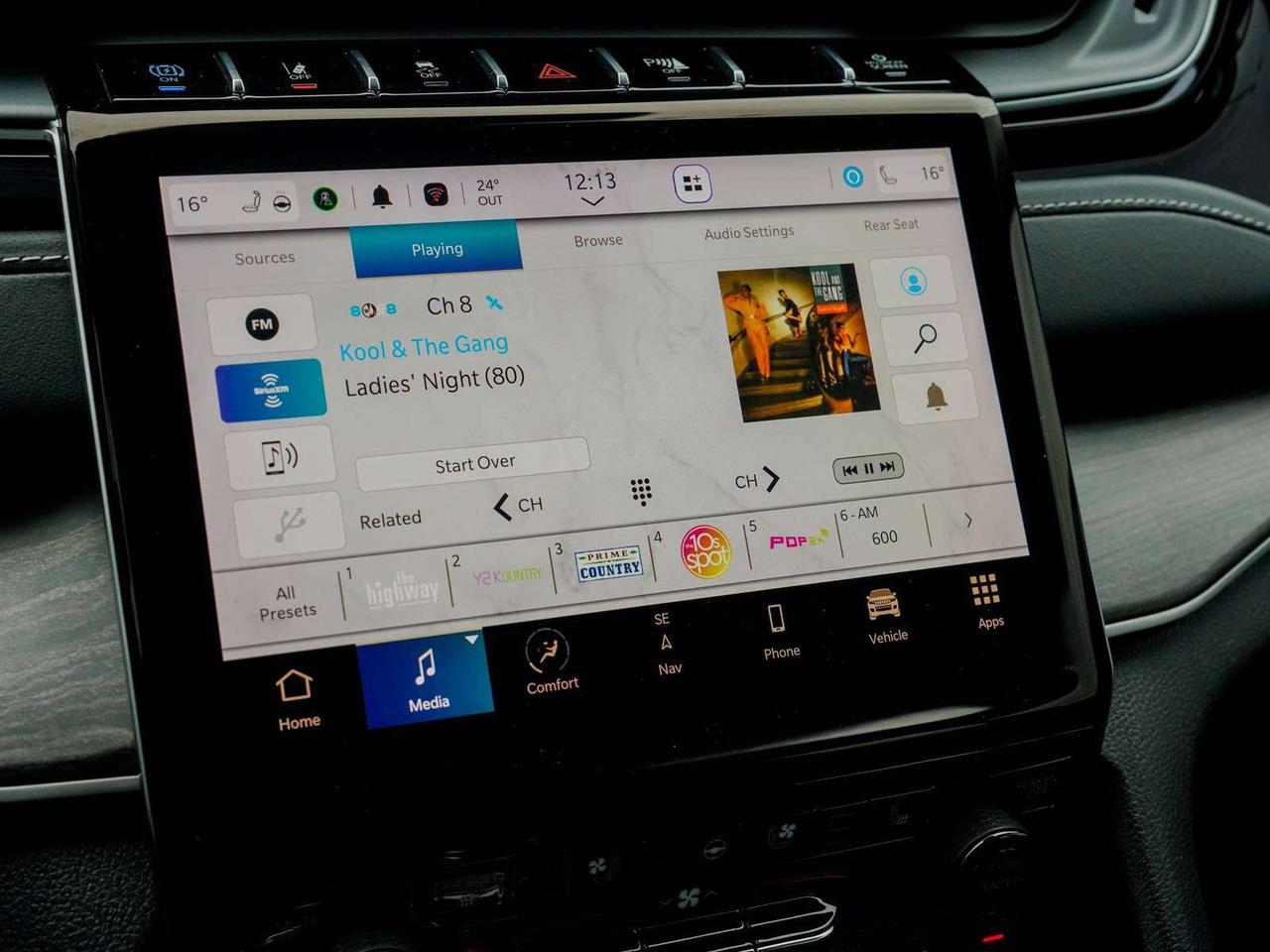 2023 Jeep Grand Cherokee 4xe Photo