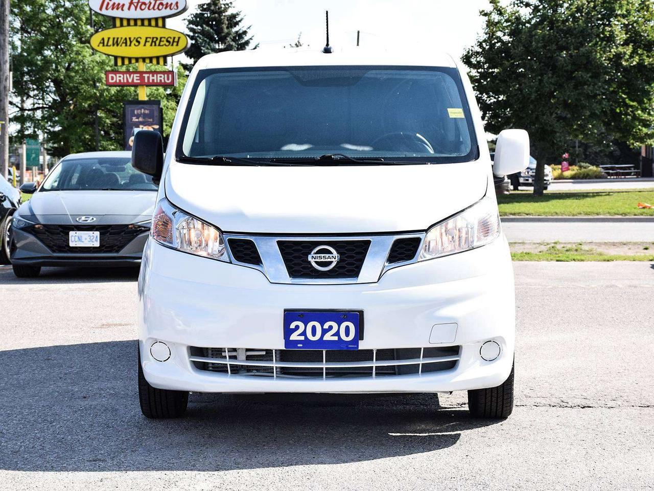 2020 Nissan NV200 SV ~CarPlay ~Bluetooth ~Backup Cam ~Park Assist Photo5