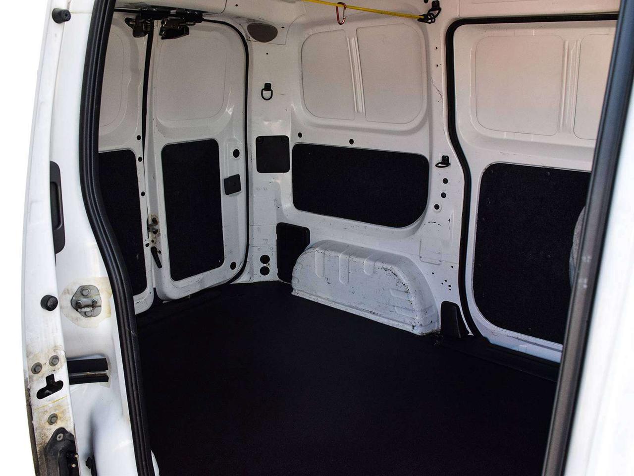 2020 Nissan NV200 SV ~CarPlay ~Bluetooth ~Backup Cam ~Park Assist Photo