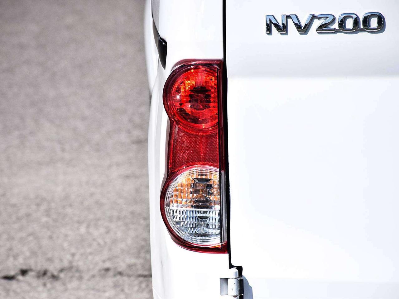 2020 Nissan NV200 SV ~CarPlay ~Bluetooth ~Backup Cam ~Park Assist Photo