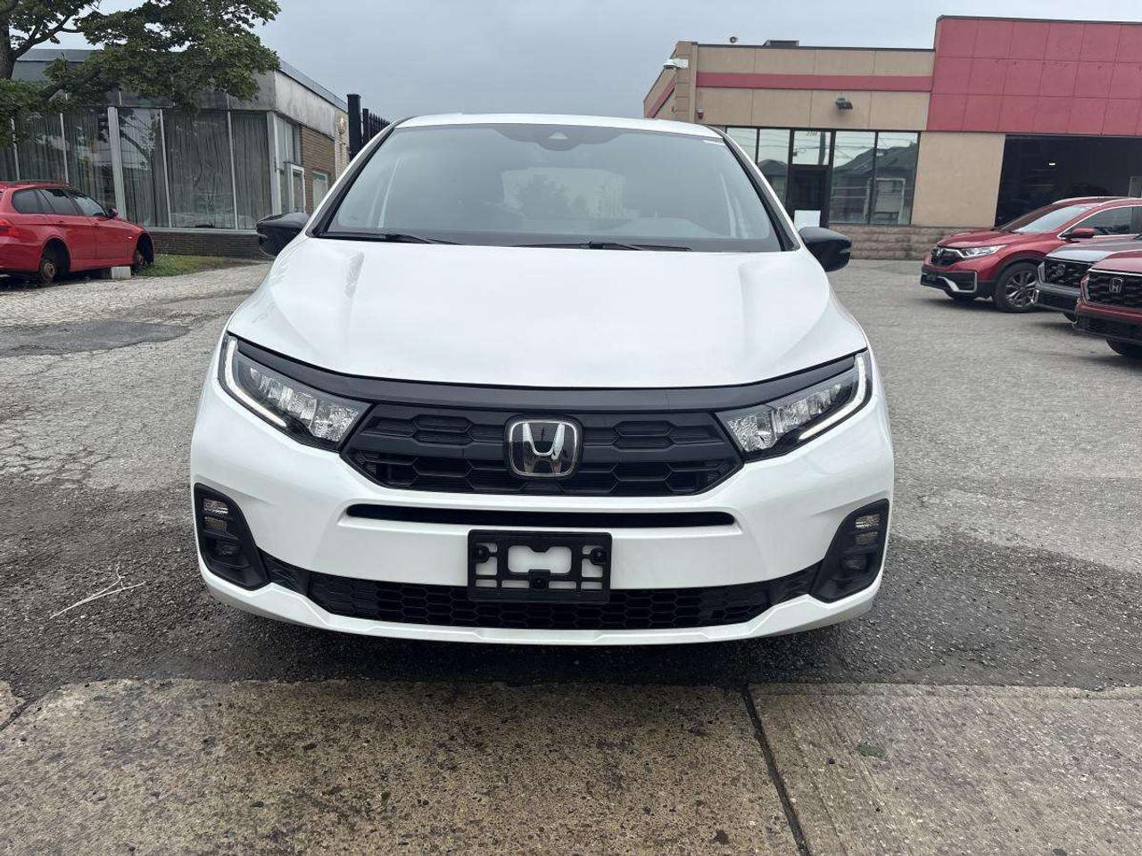 2026 Honda Odyssey Sport-L Honda Certified With 7YR/160K Warranty Photo5