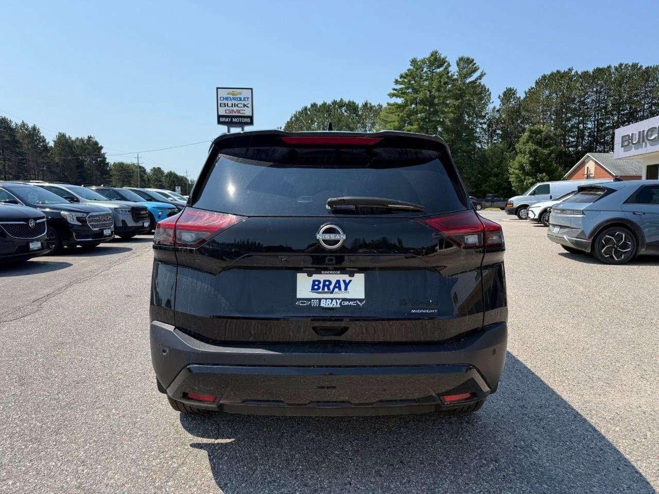 2023 Nissan Rogue ALL WEATHER MATS. PANORAMIC MOONROOF. LEATHER SEATING. FUEL EFFICIENT. CERTIFIED. Photo
