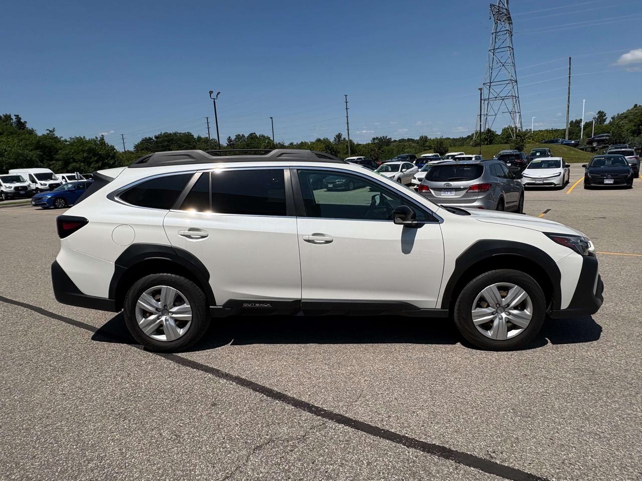 2023 Subaru Outback Convenience AWD   Clean Carfax Photo3