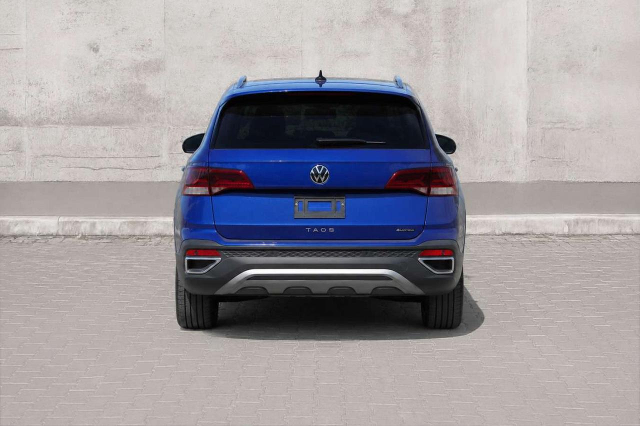 2023 Volkswagen Taos SEL  Gps Moonroof ParkingSensors ReverseCamera Dri Photo4