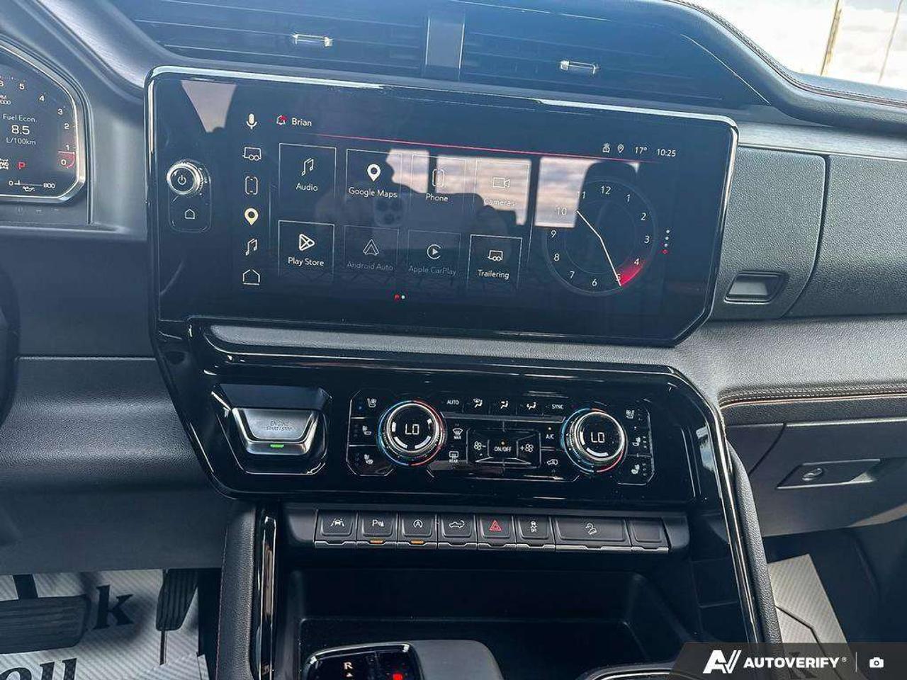 2026 GMC Sierra 1500 HEATED AND COOLED FRONT SEATS. HEATED REAR SEATS. TRAILER BRAKE CONTROLLER. HITCH GUIDANCE. LOADED. Photo