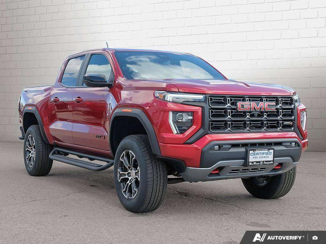 2024 GMC Canyon AT4, 2.7L 4-CYL, ALLOYS, LEATHER, SUNROOF, 1-OWNER, CERTIFIED PREOWNED! Photo