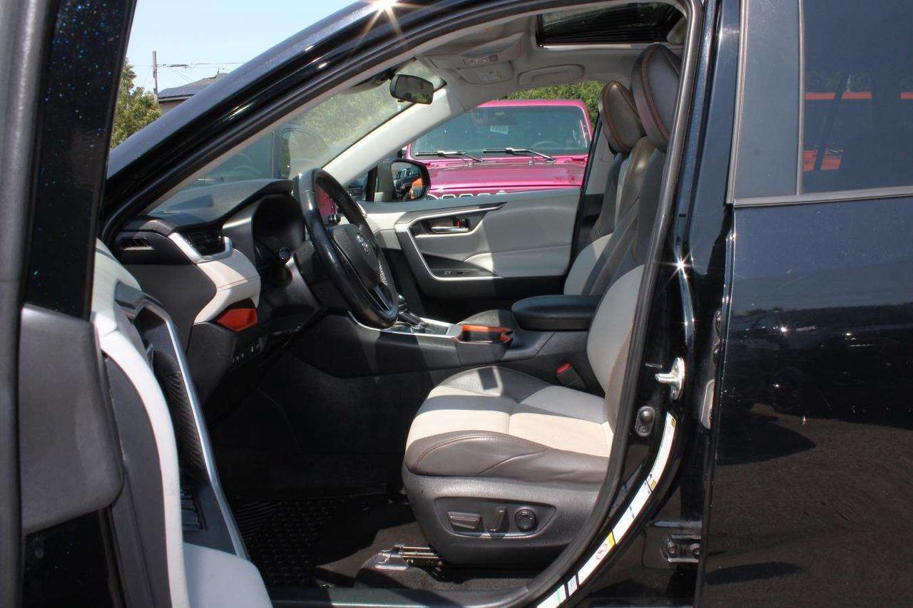 2019 Toyota RAV4 Adventure  SiriusXM ReverseCamera DriveModes HtdSe Photo