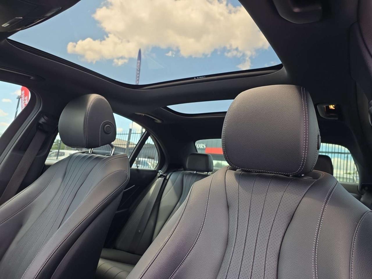 2019 Mercedes-Benz E-Class E 300 4MATIC AMG PKG * NO ACCIDENTS / BURMESTER SOUND / AMBIENT LIGHTING Photo